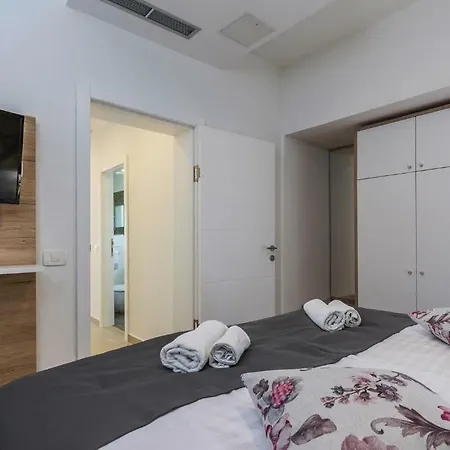 Apartamento Vila 4m Miletici Cdn021019 Cyc